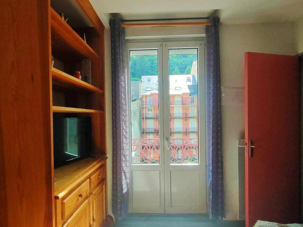 Appartement Centre-Ville 4/6 Pers, 3E Etage, Cuisine Equipee, Parking Gratuit, Linge En Supplement - Fr-1-234-228 Cauterets Zewnętrze zdjęcie